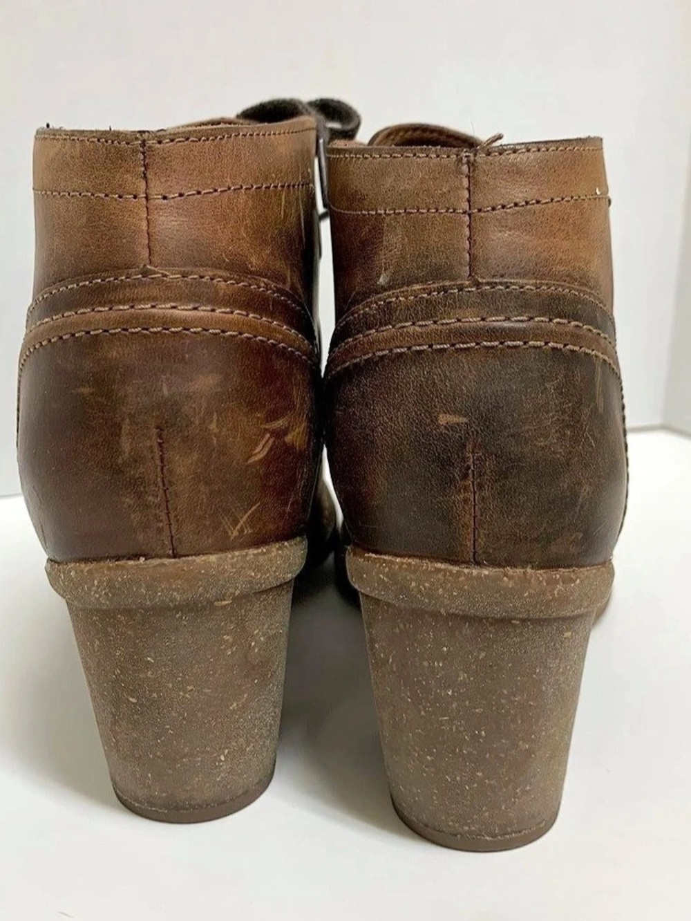 Clarks Brown Ankle Booties with Block Heels - Picture 8 of 9